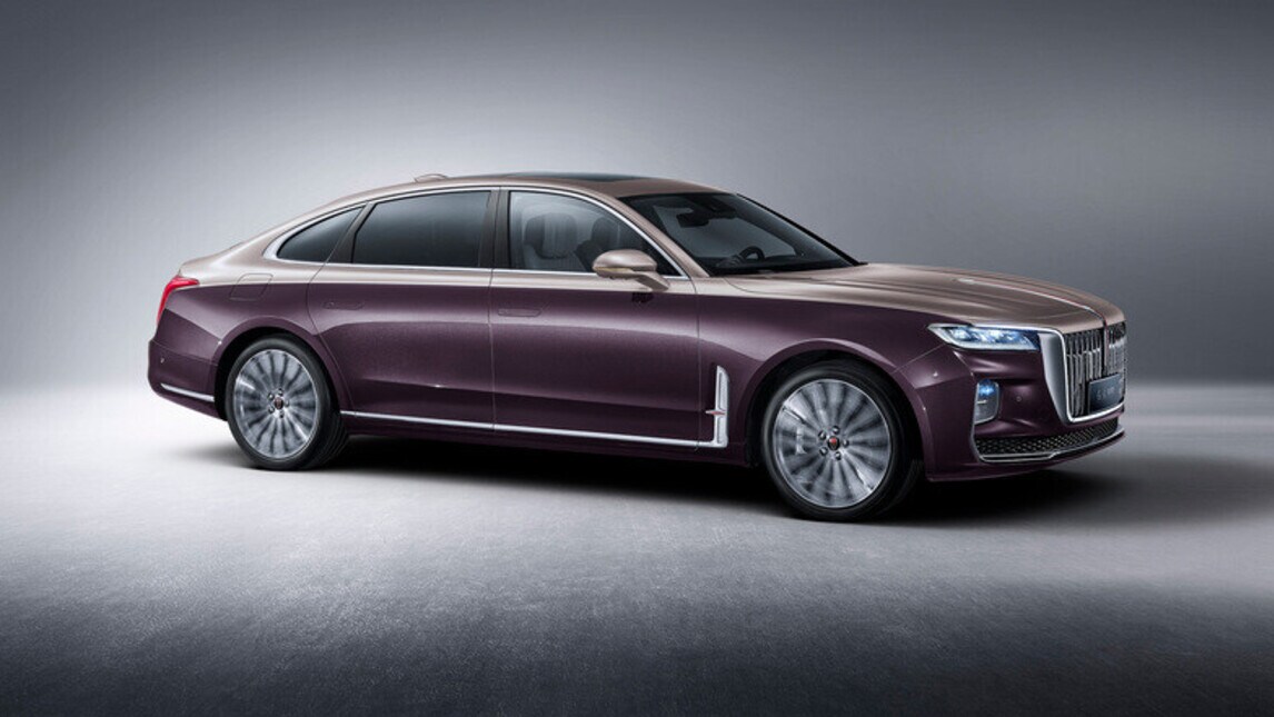 Hongqi H9, la limousine cinese che mette il turbo