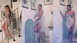 Diletta Leotta, la sfilata sulle scale e quel dettaglio...