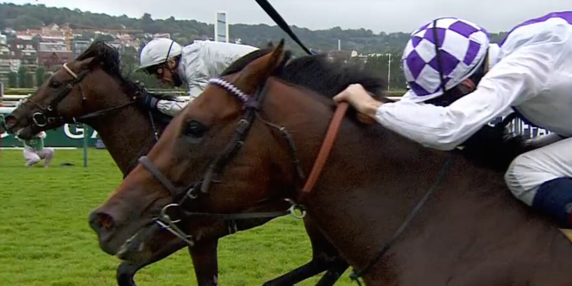 Dettori, che doppio a Deauville!