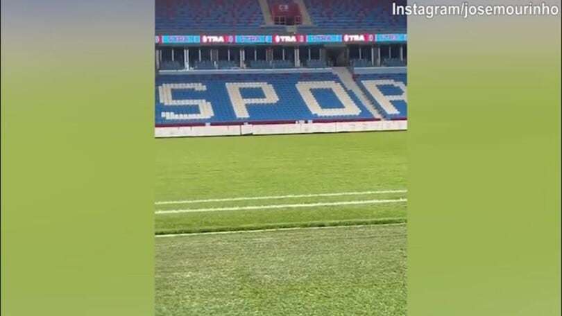 Mourinho: "Questo ragazzo lavora sodo,non come quelli in vacanza all'Olimpico"