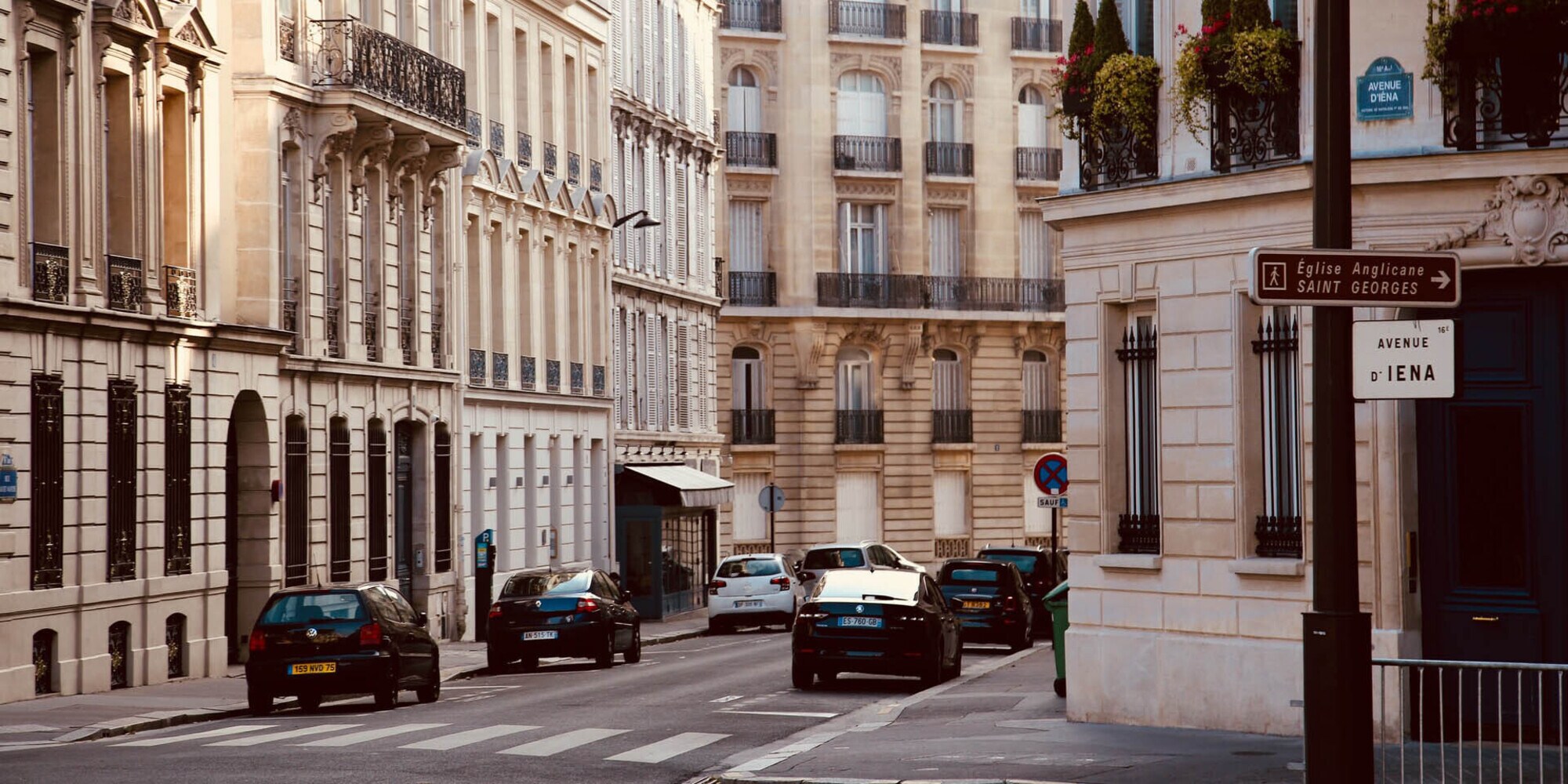 A Parigi si rallenta: il limite di velocità sulle strade scende a 30 km/h