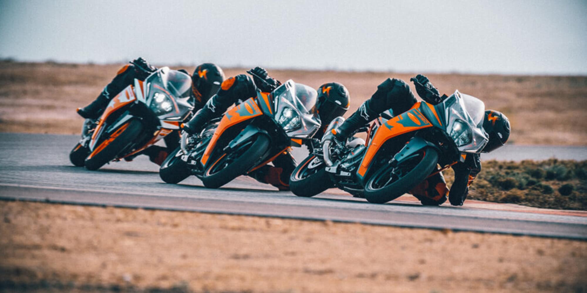 KTM RC 390 e RC 125 2022, dalla MotoGP alla strada