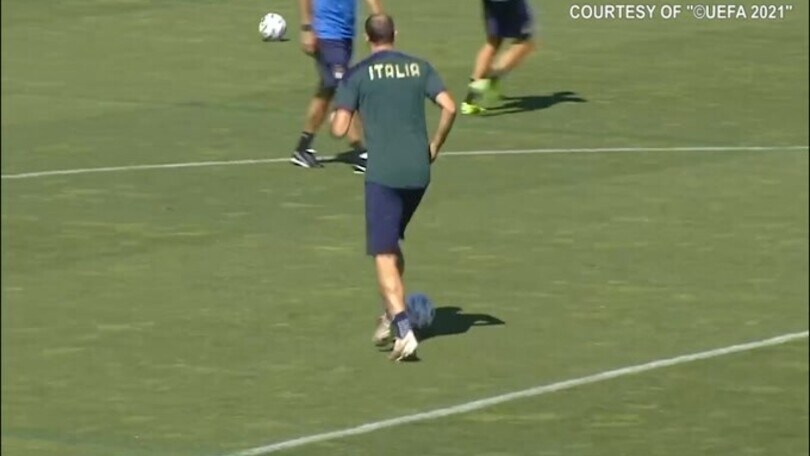 Italia, Chiellini pronto a riprendersi il posto con la Svizzera