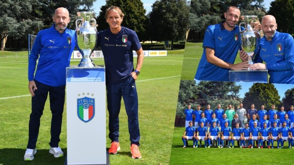 L'Italia posa con la coppa dell'Europeo