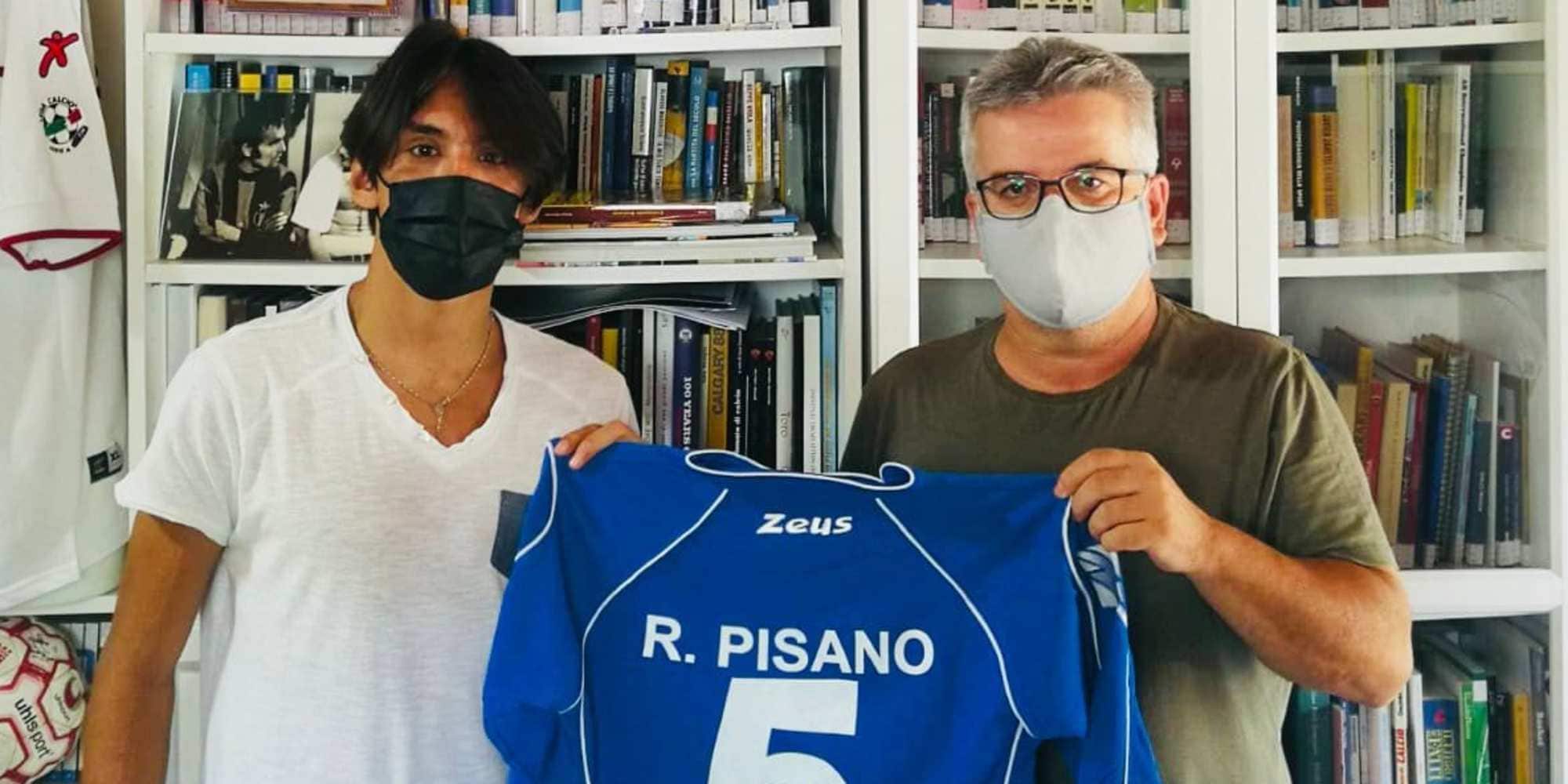 La maglia di Raffaele Pisano donata al Museo Fortunato