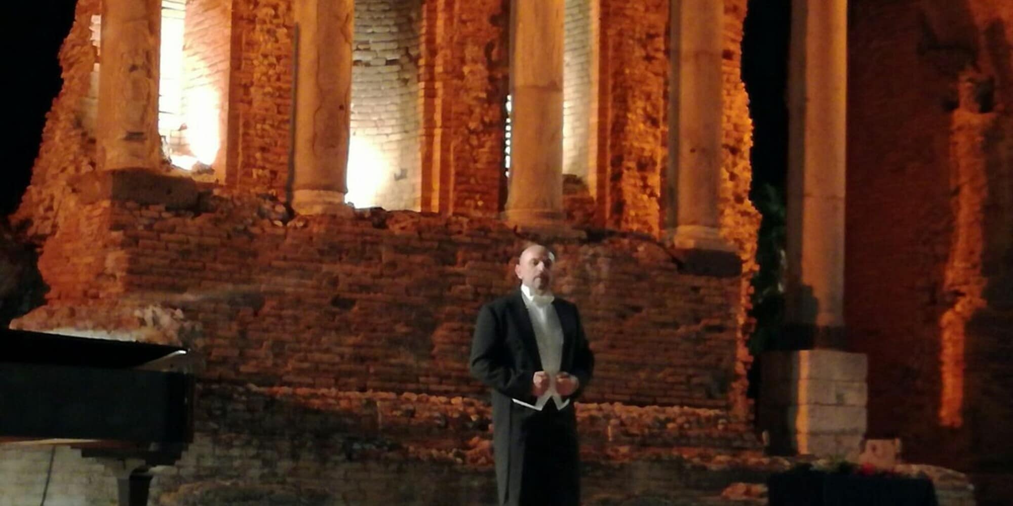 Il tenore Carlo Assogna: “Canterò per i gladiatori che affronteranno la maratona di Roma”