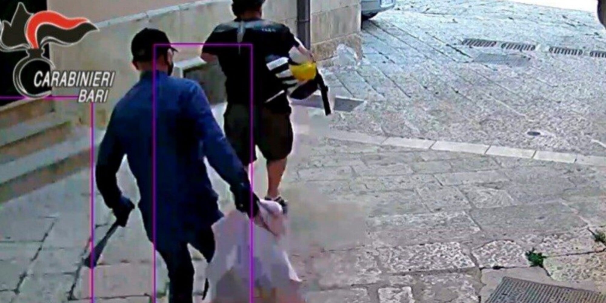 Cassano, arrestato fratellastro per furto con fiamma ossidrica