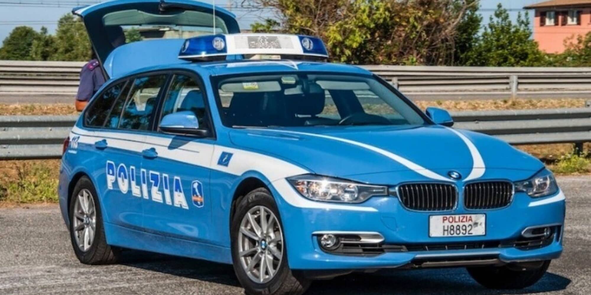 Anziana al volante senza aver mai preso la patente: 5000 euro di multa