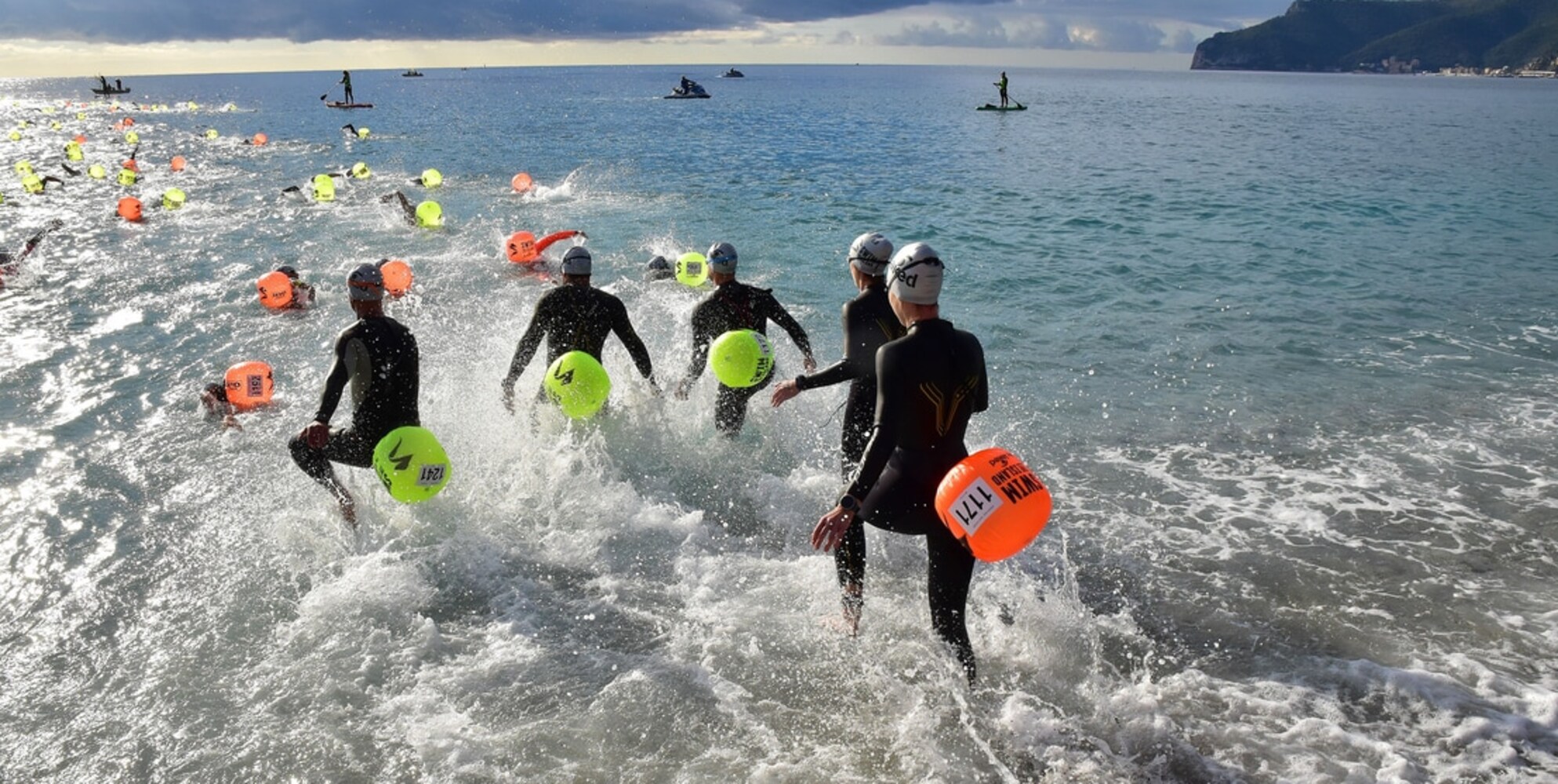 Con Swimtheisland il Golfo dell’Isola capitale del nuoto in acque libere