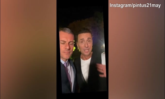 Pintus imita Ibra, ma...arriva Ibra e lo spintona!