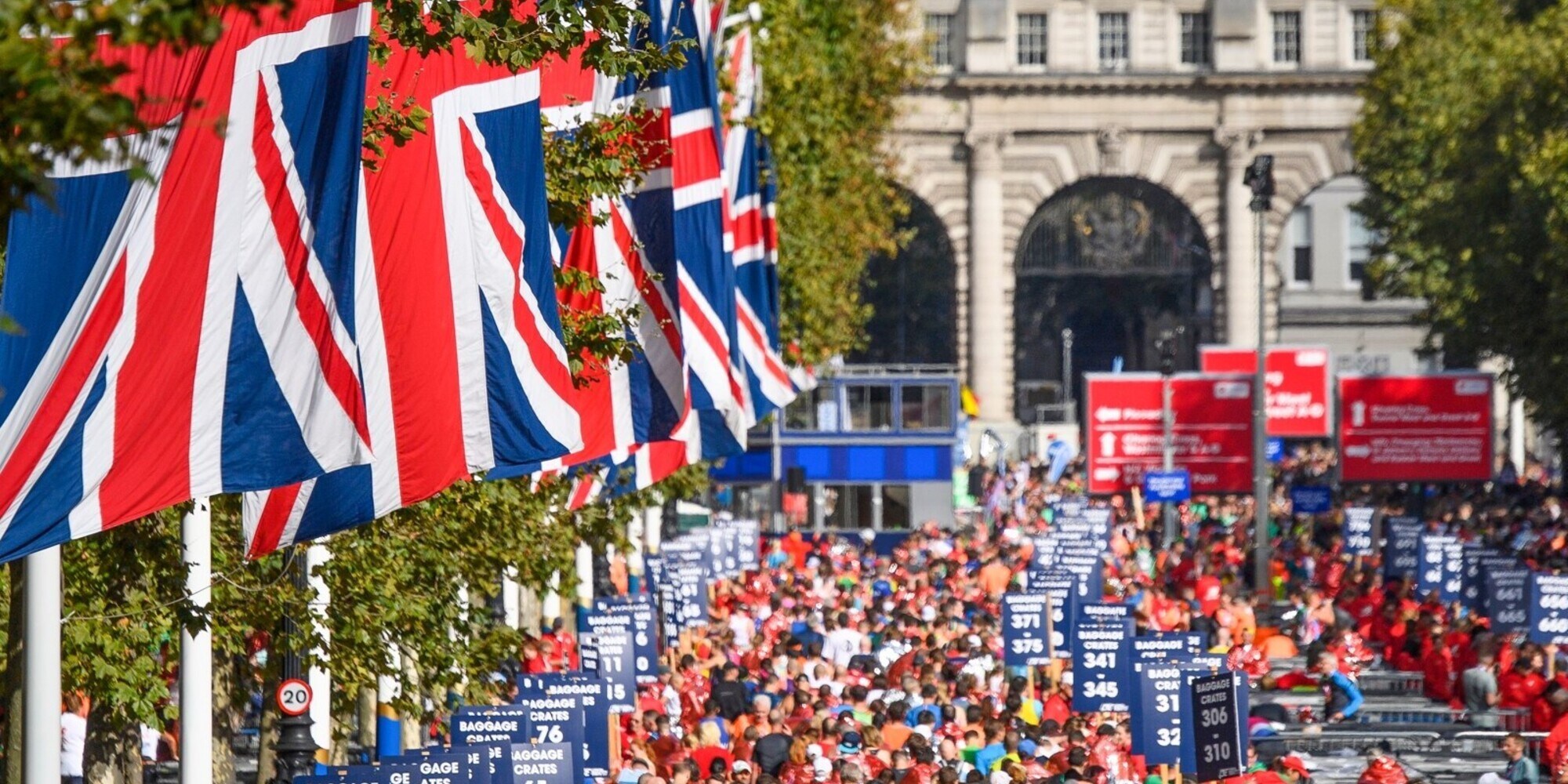 London Marathon, che record i maratoneti master. A 60 anni si corre in 2ore30'...