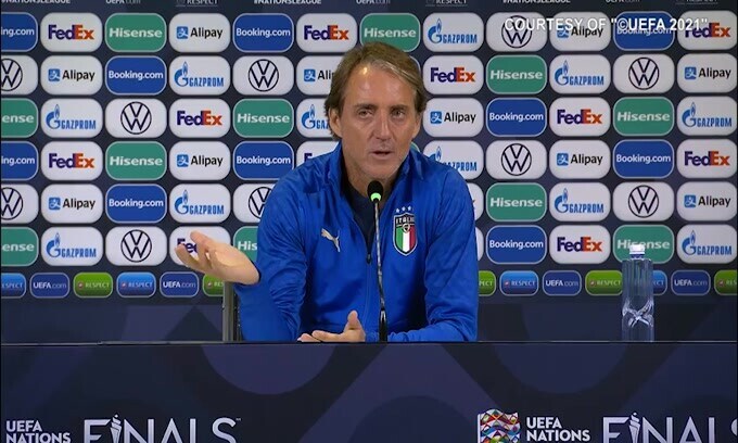 Mancini sostiene Jorginho: "Merita il pallone d'oro"