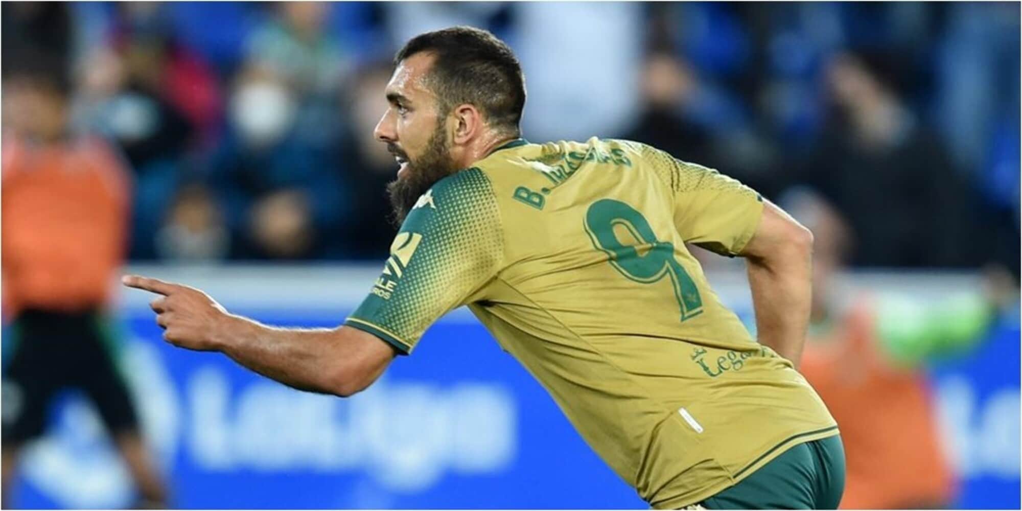 Liga, il Betis di Pezzella vince e aggancia il Barcellona in classifica