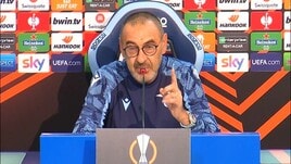 Sarri: "Io squalificato per un dito, ho visto mani sul collo non sanzionate"