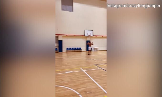 Jacobs, che talento a Basket!