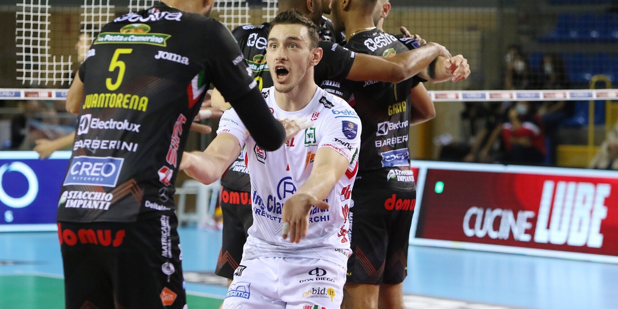 Domani le semifinali di Supercoppa