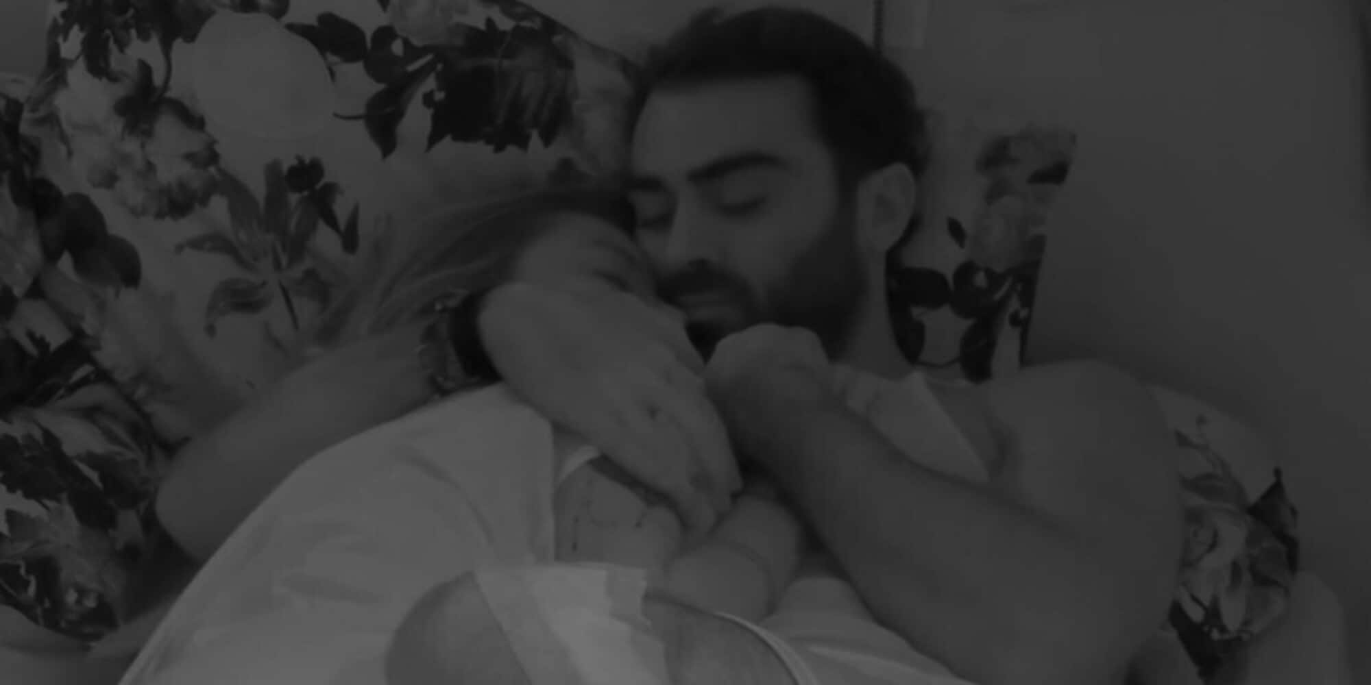 GF Vip, notte di passione tra Sophie Codegoni e Gianmaria