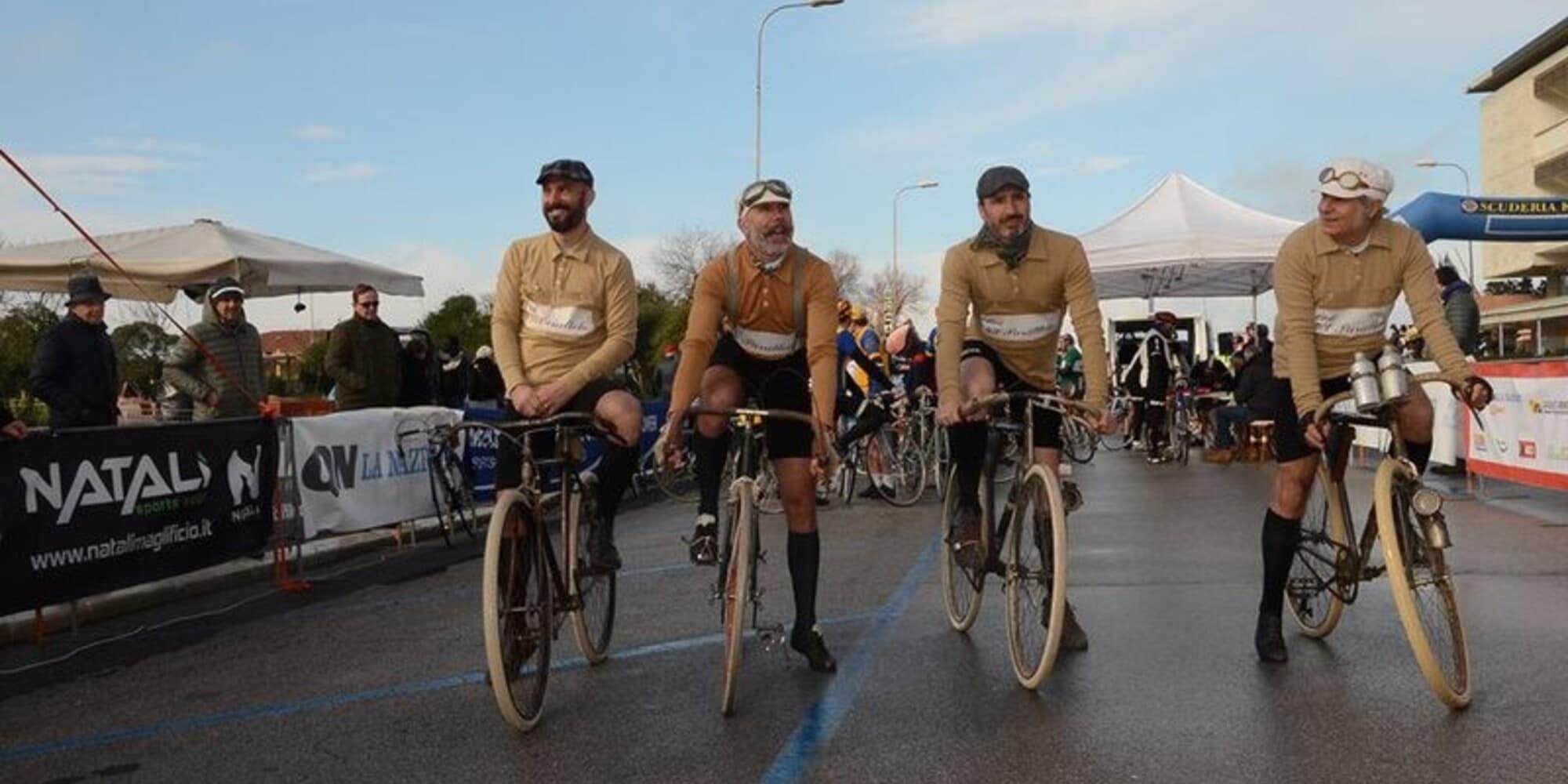 Giro d'Italia d'Epoca, le bici pedalano al Velodromo Vigorelli