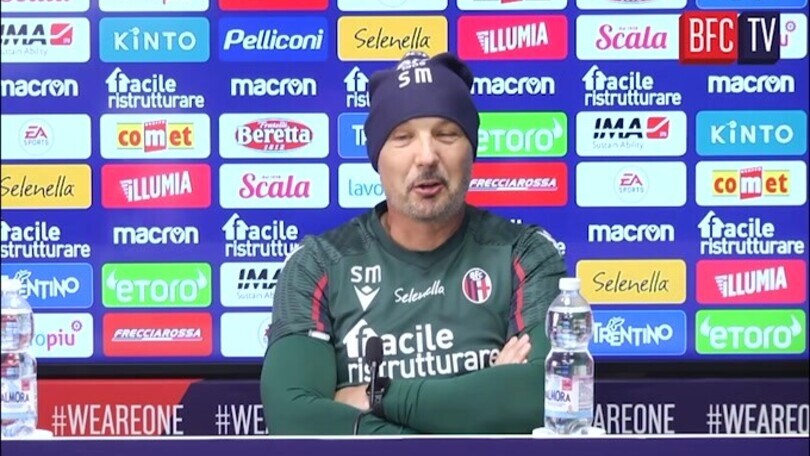 Mihajlovic sberla a Hickey: "Devo stare attento"