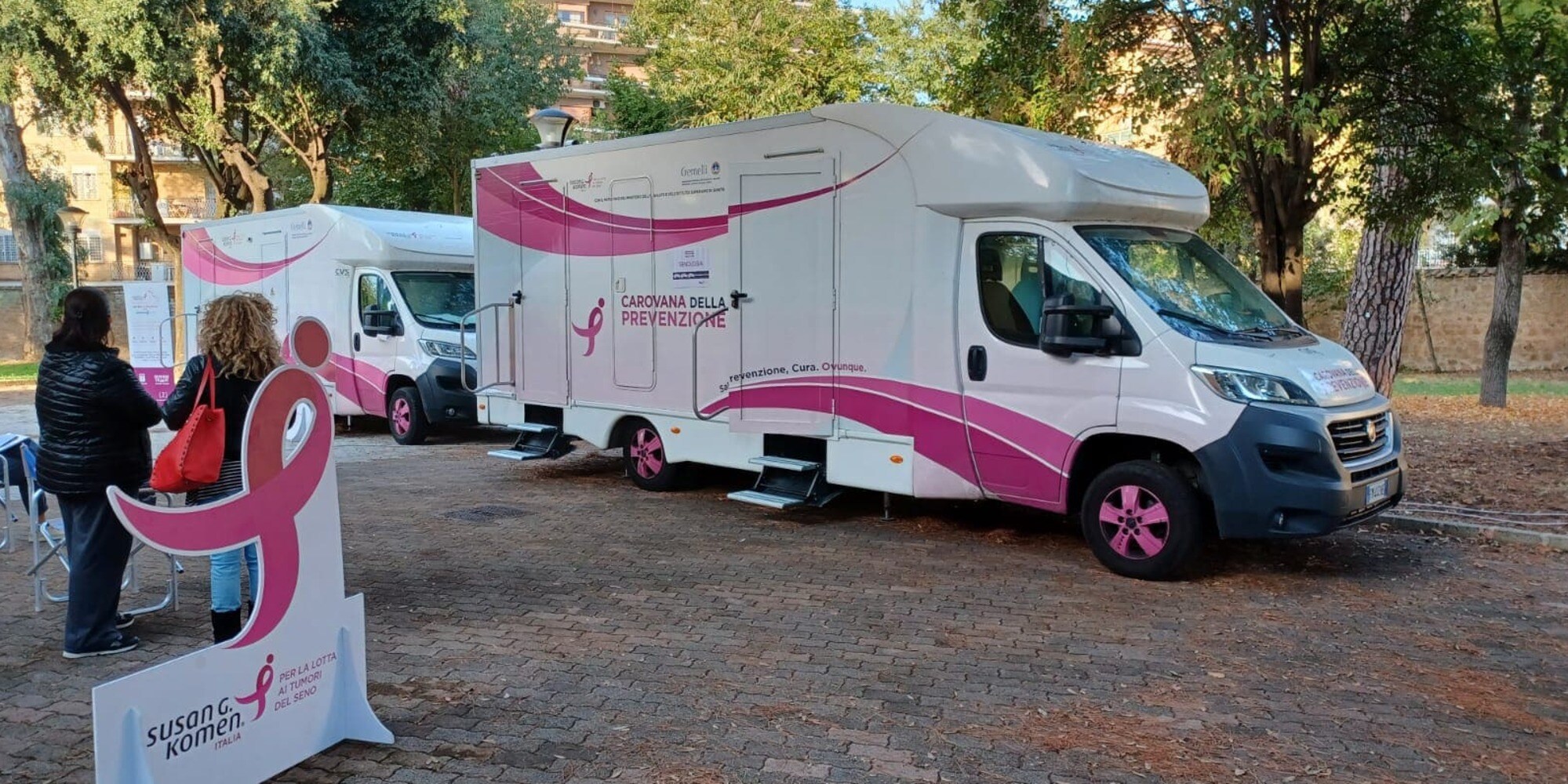Tumori del seno: torna a Roma la "Carovana" di Komen e Autostrade per l'Italia