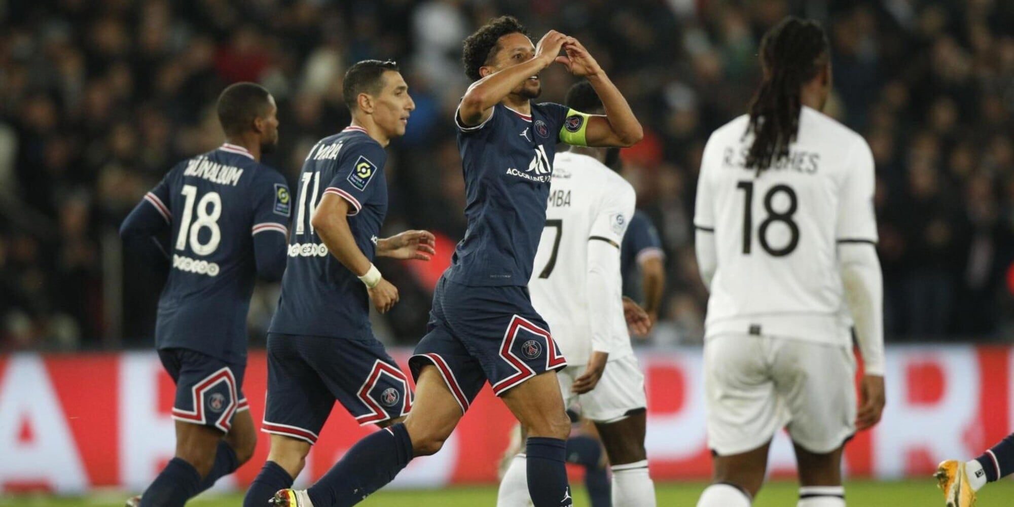 Il Psg ribalta il Lilla: Messi sostituito con Icardi dopo 45'