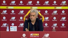 Mourinho non gradisce una domanda in conferenza stampa