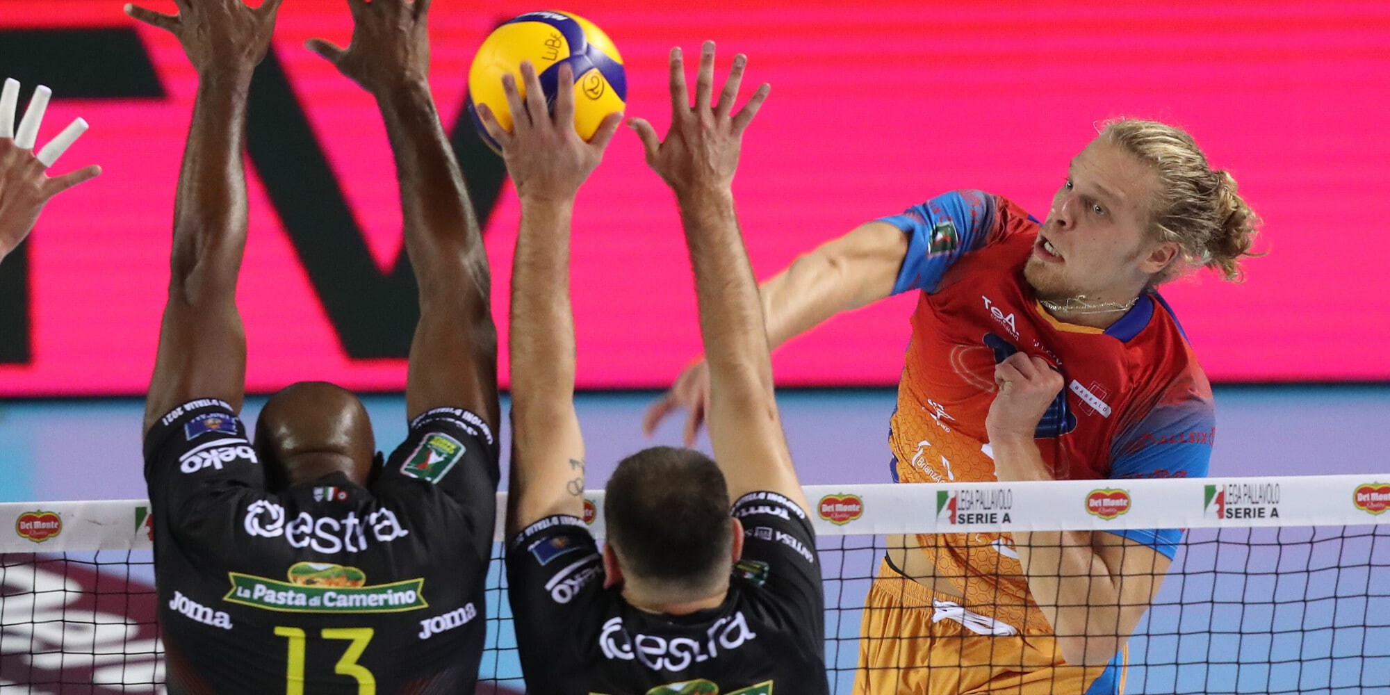 In Superlega due anticipi dell'11a giornata