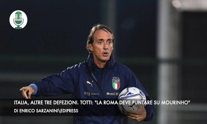 Italia, altre tre defezioni. Totti: "La Roma deve puntare su Mourinho"