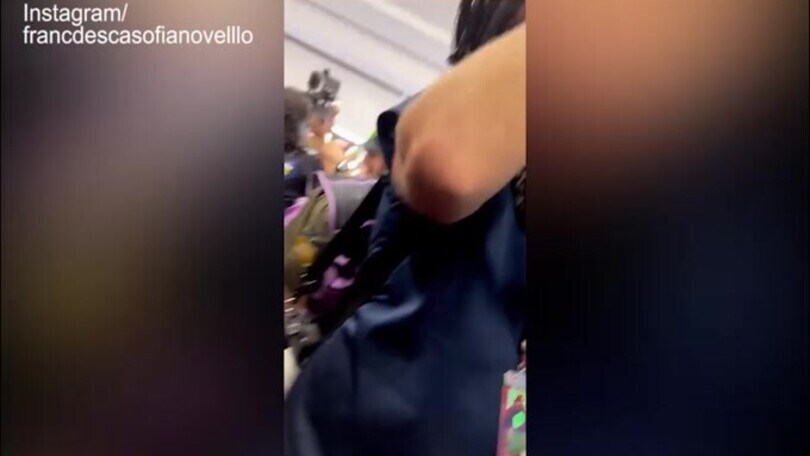 Valentino Rossi, nei box è grande festa