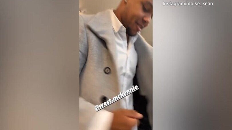 Juve, che look per McKennie