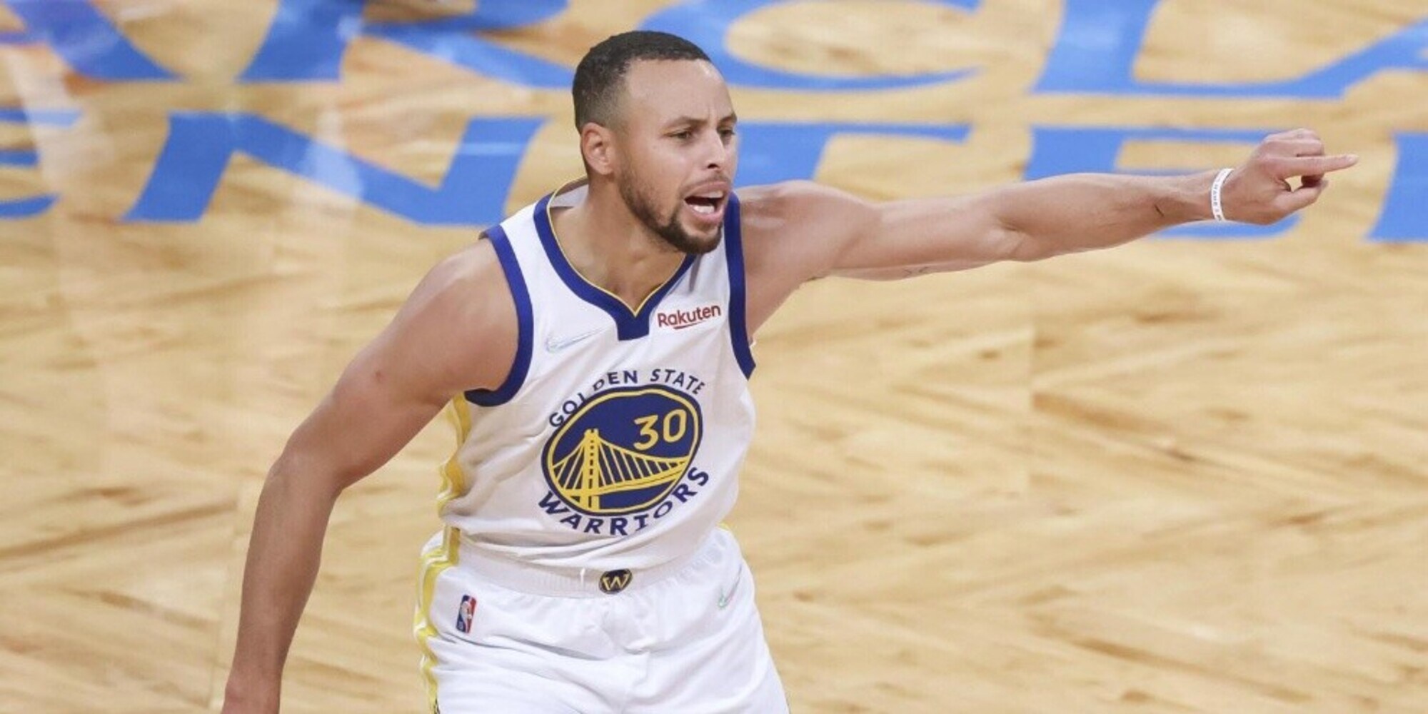 Nba, Curry impressionante! Continua a volare Golden State