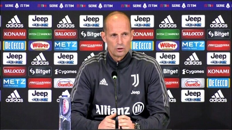 Allegri punge Sarri: "Ogni squadra è allenabile"