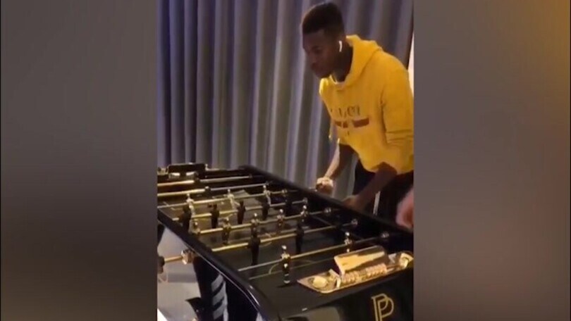 Mercato, il Manchester United scarica Pogba