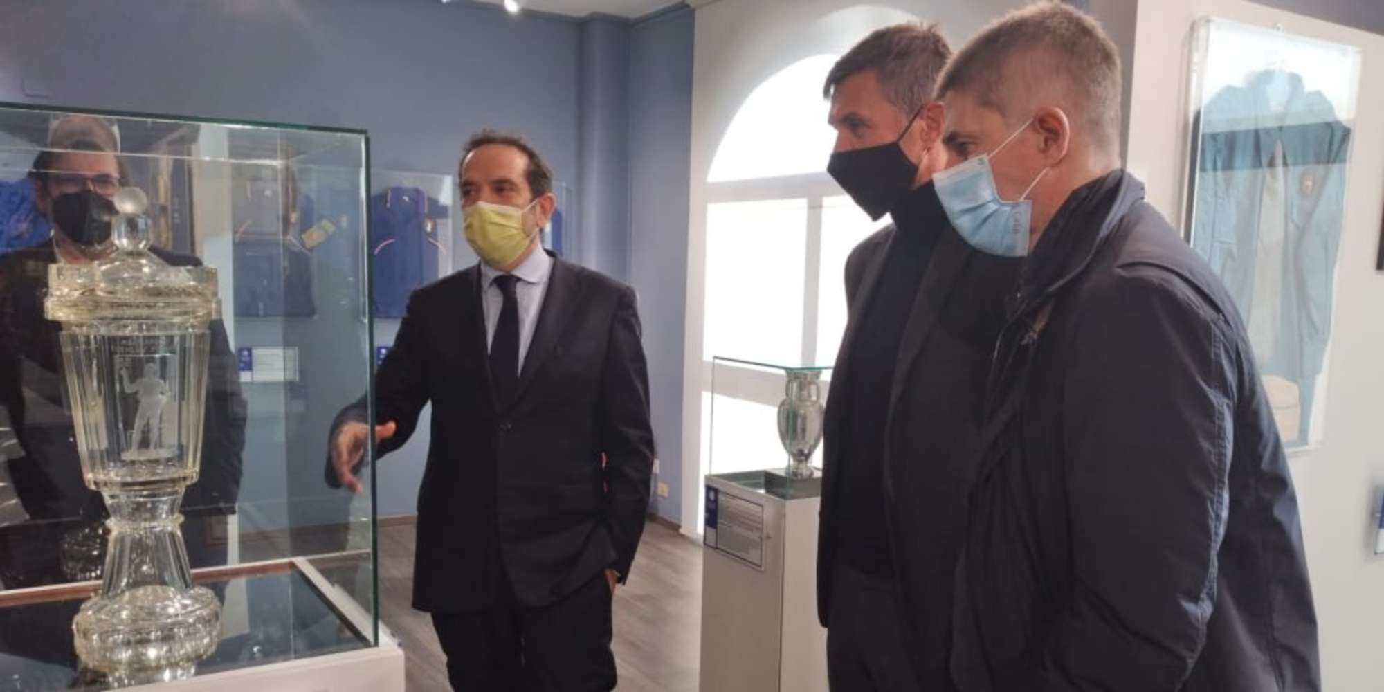 Maldini e Massara in visita al Museo del Calcio di Coverciano