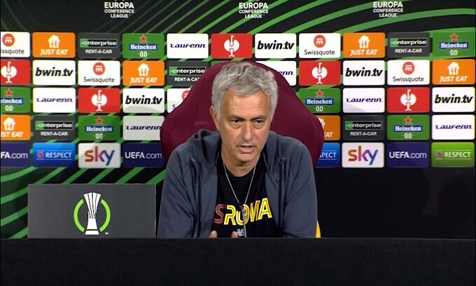 Mourinho: "Contro lo Zorya una finale"