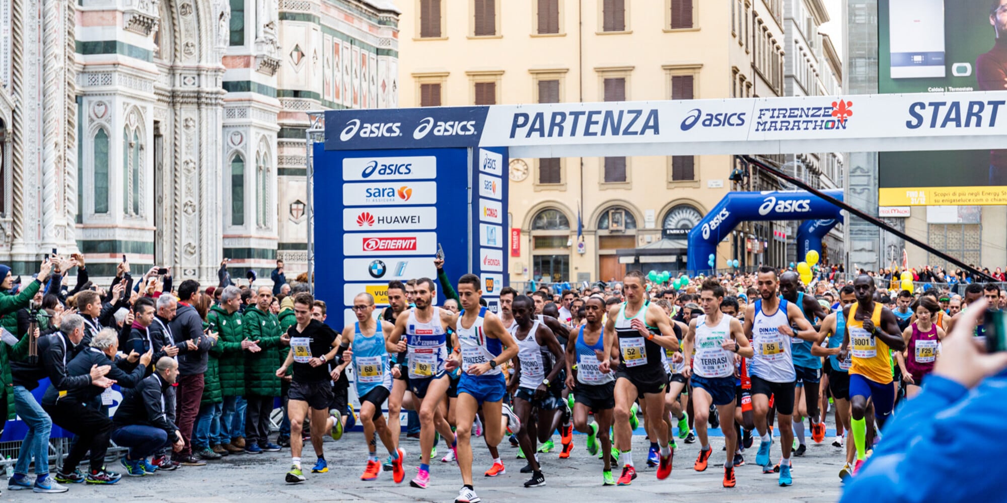 Questa domenica la Asics Firenze Marathon 2021. E' festa per 4500