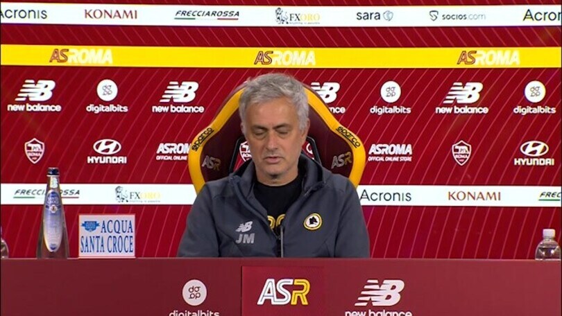 Mourinho: "Giocheremo per i tifosi"