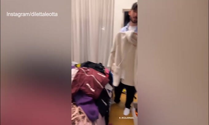 Diletta è disperata! Buttano via tutti i suoi vestiti...