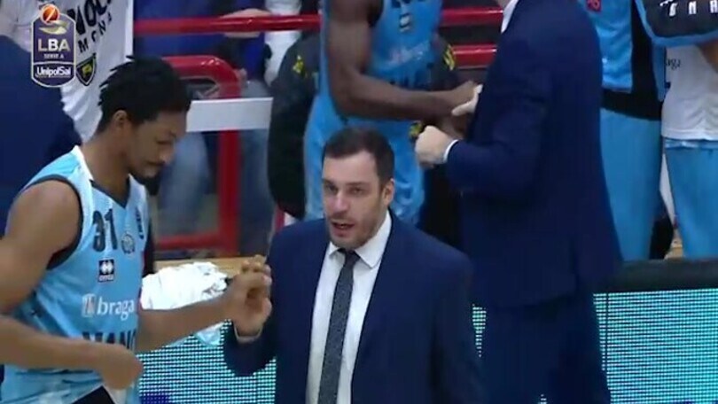 GeVi Napoli Basket - Vanoli Basket Cremona 91-88