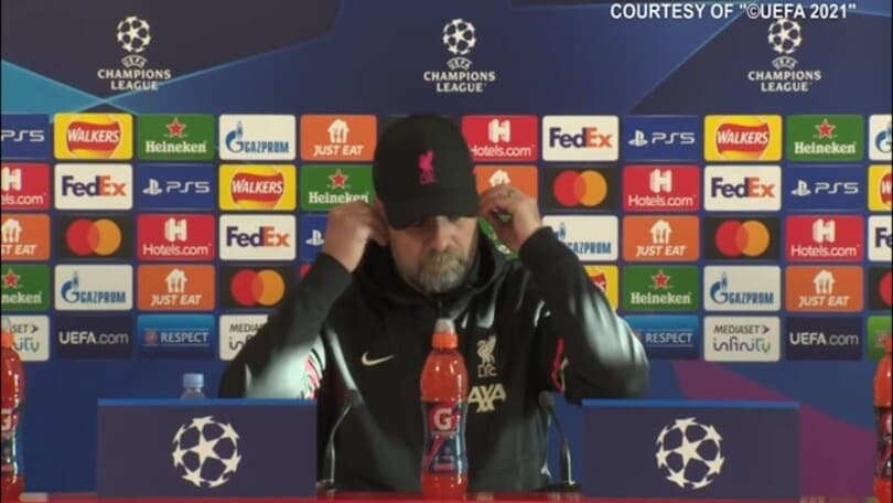 Klopp tra problemi tecnici e battute su Ibra