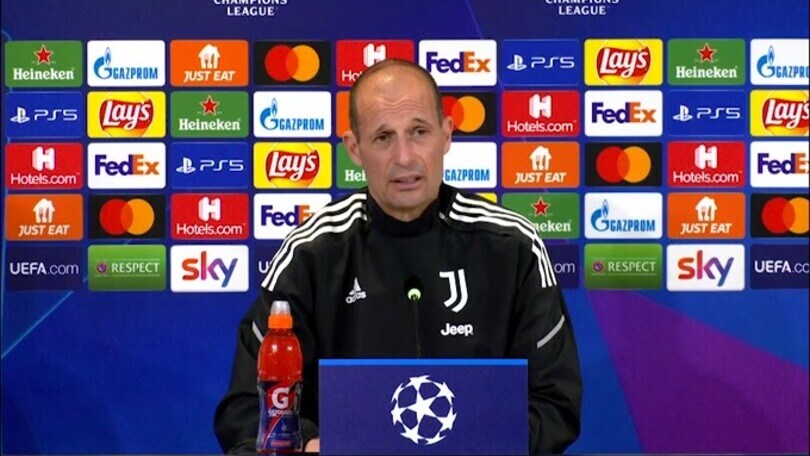 Allegri e lo Scudetto: "Speriamo che chi ci è davanti sbagli"