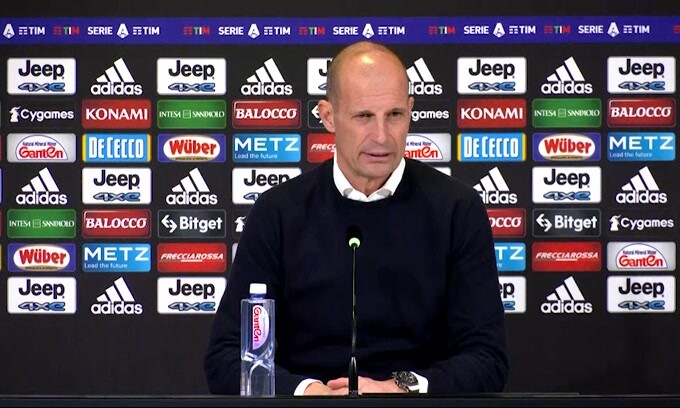 Allegri: "Arthur? Non convocato per ritardo in allenamento"