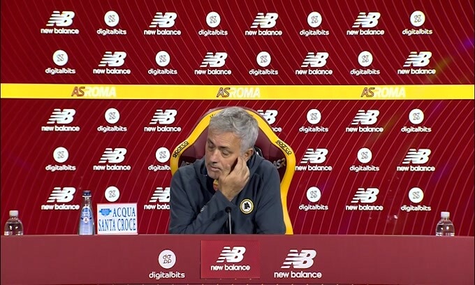 Mourinho: "Mercato? Non faremo grossi investimenti"