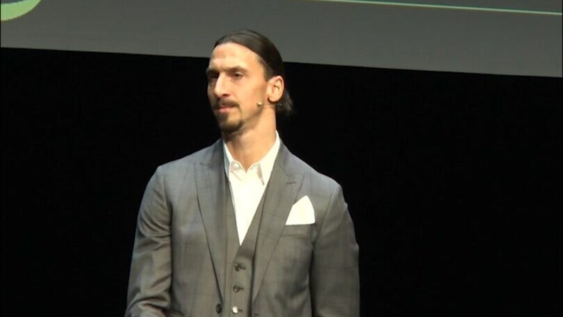Ibra: "CR7 e Messi mi danno adrenalina. Anche lo scudetto"