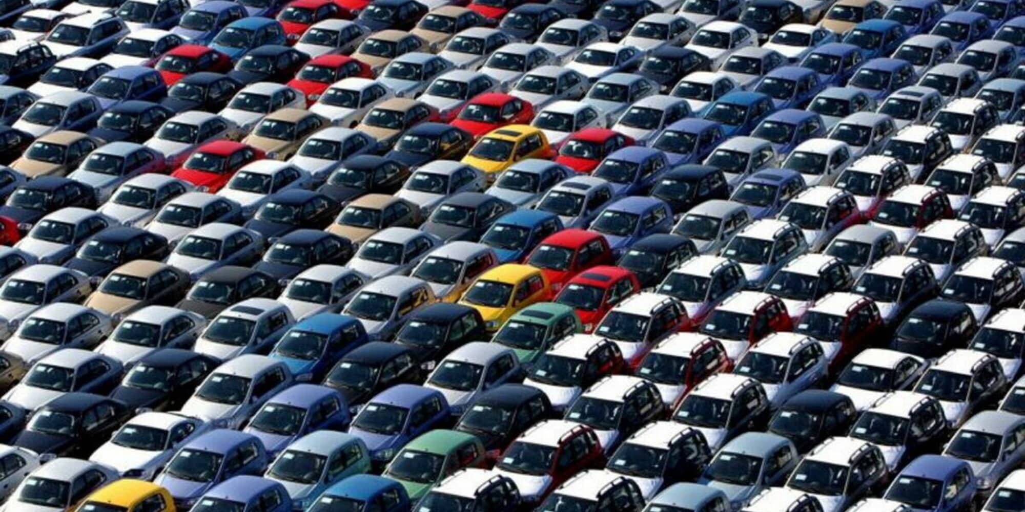 Stop alle endotermiche nel 2035, l'Unrae protesta: "Senza un piano, il sistema va in crisi"