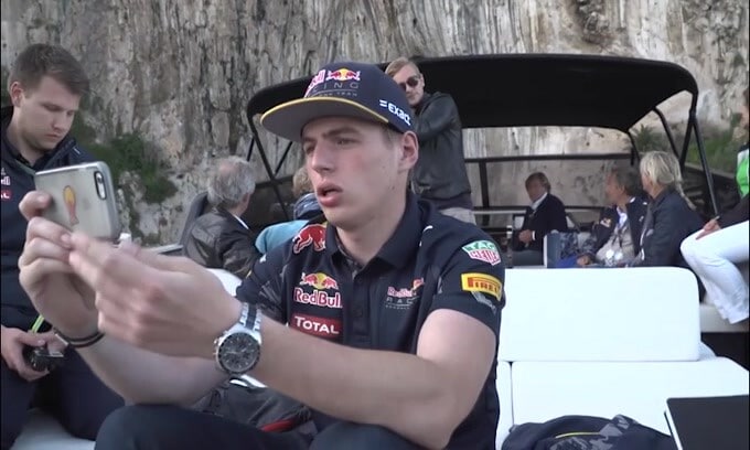 F1, Verstappen correrà con il numero 1 nel 2022