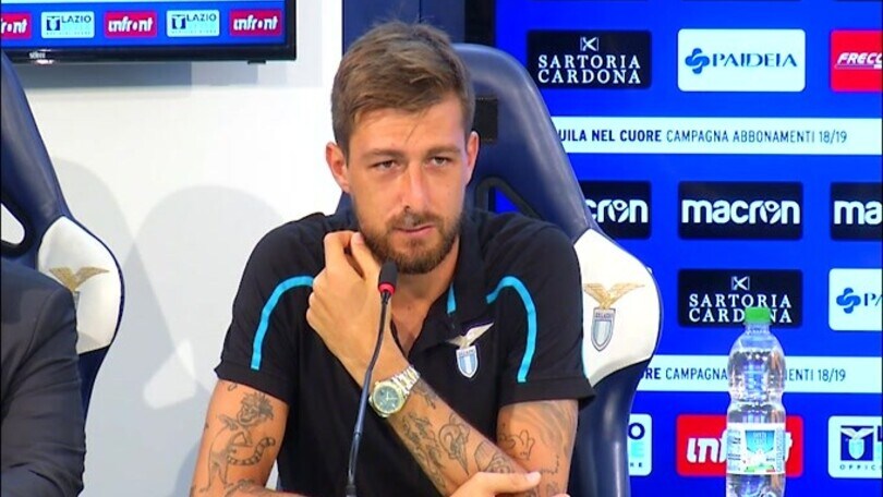 Lazio, i tifosi vogliono mandare via Acerbi