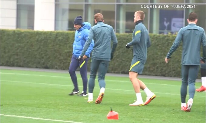 Mercato, il Tottenham pensa a Kessie e McKennie