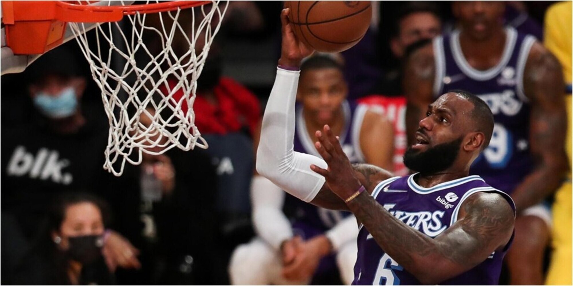 Nba, LeBron e Westbrook trascinano i Lakers: 132-123 a Houston