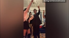 Sanremo 2022, incredibile Tananai: festeggia...l'ultimo posto